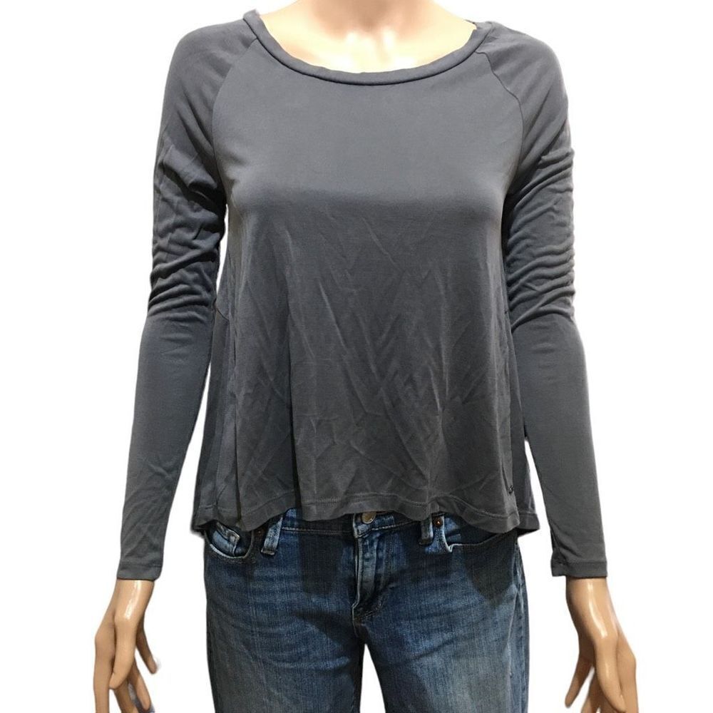 Women’s Cropped Long Sleeve Soft & Sexy Top XXS